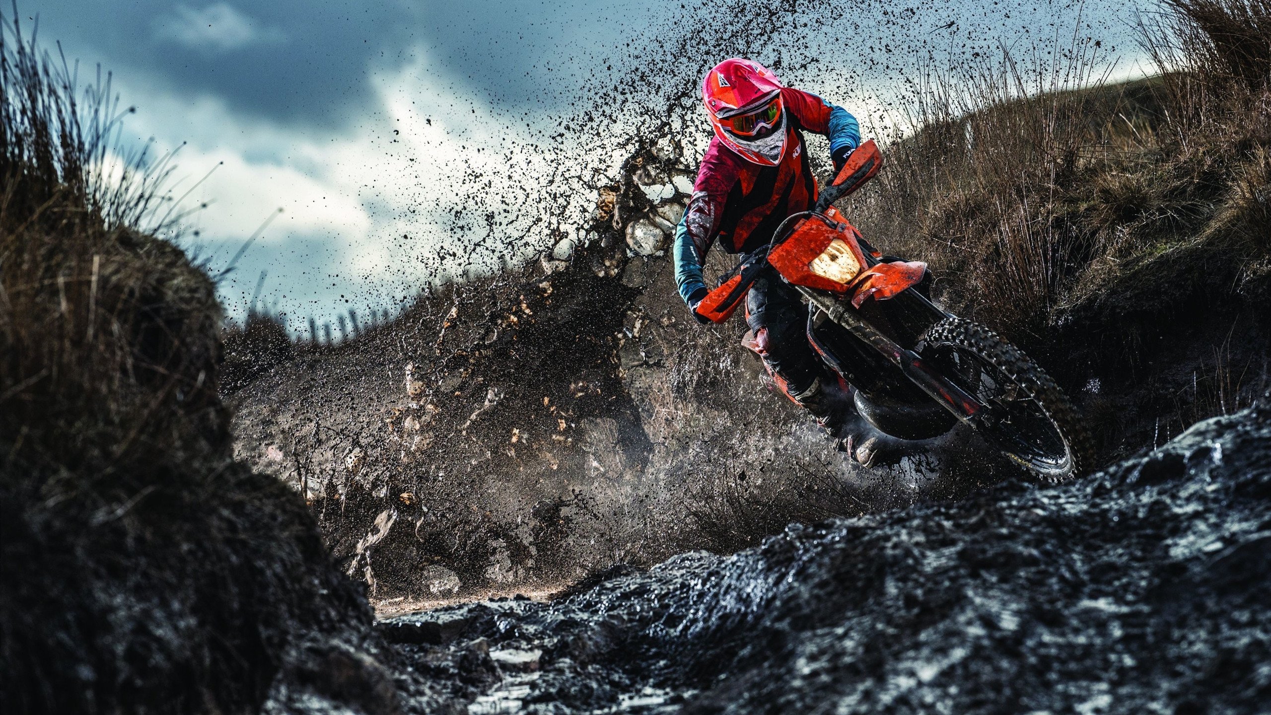 是否应通过比赛推广更多社会议题，如何推广比赛