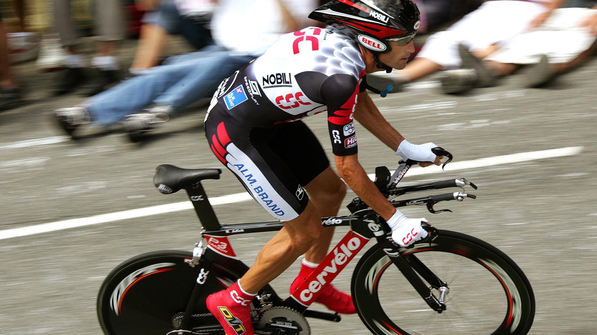 波兰险胜苏格兰，晋级淘汰赛资格在望，波兰落选赛